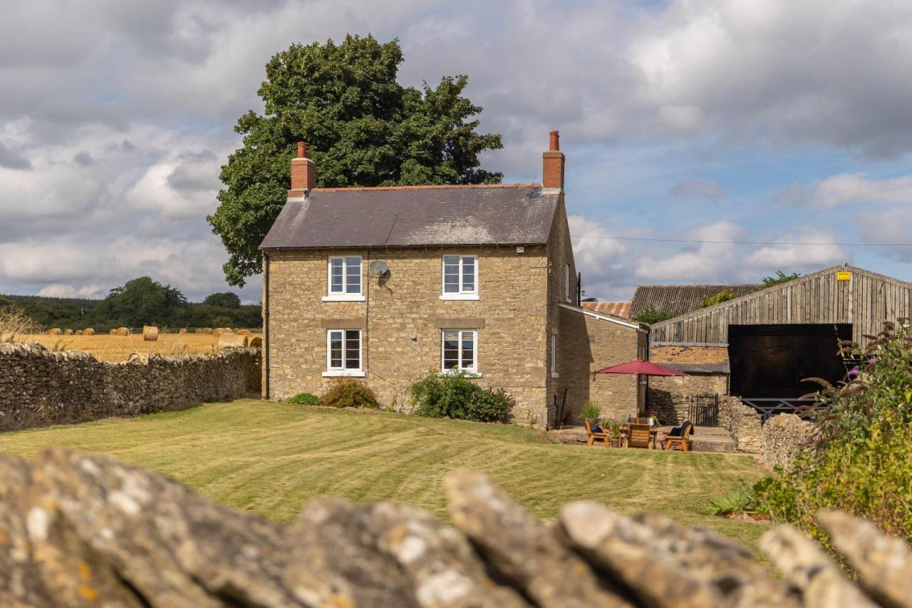 Luxury Farmhouse With Stunning Views And Hot Tub Ebberston Exterior foto