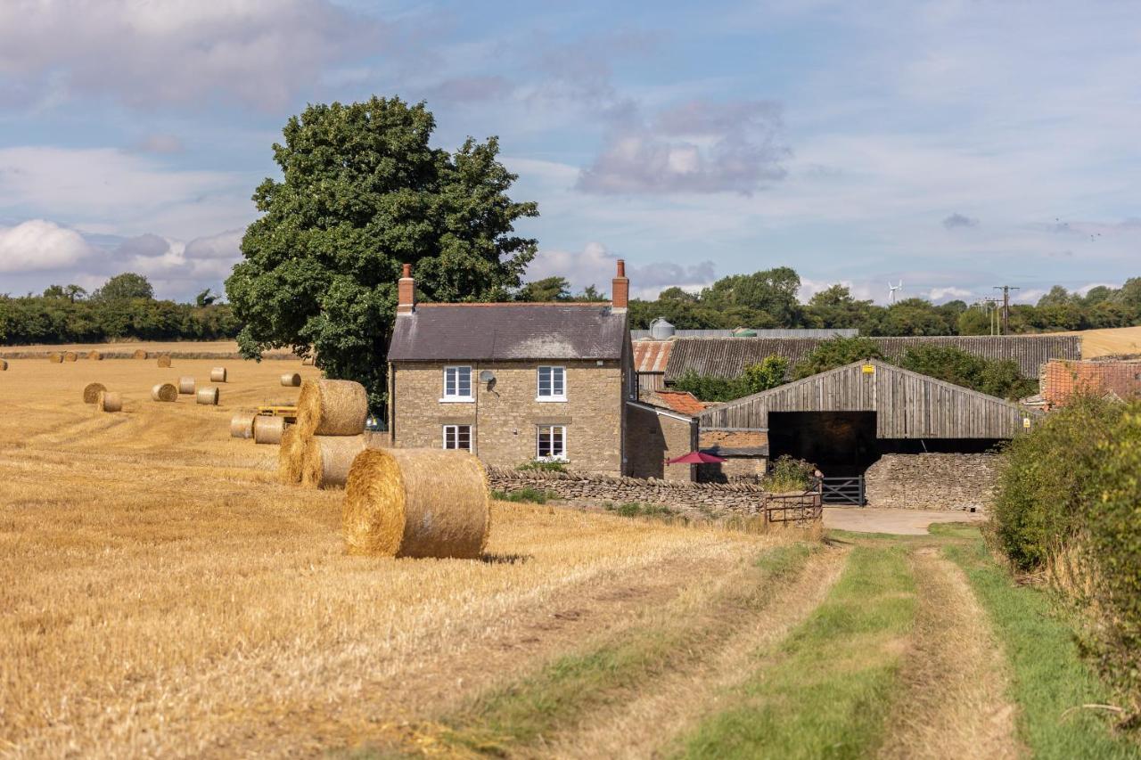 Luxury Farmhouse With Stunning Views And Hot Tub Ebberston Exterior foto